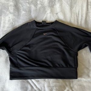 Nike long sleeve SIZE: S COLOR: Black